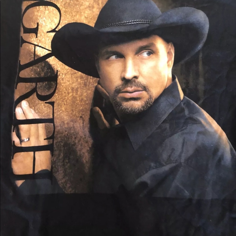 Garth Brooks Medium concert t shirt 2007 -08